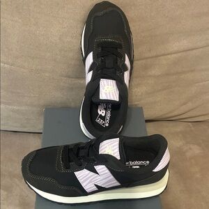 New Balance 237 Bungee